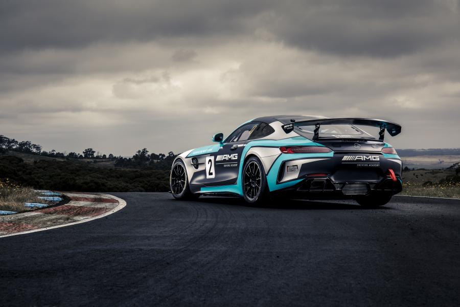  Mercedes-AMG GT4 (C190) 2017 года  (фото 40 из 43)